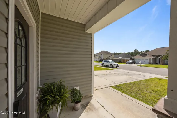 $2,400 | 841 Dynasty Drive, Jacksonville, NC 28546