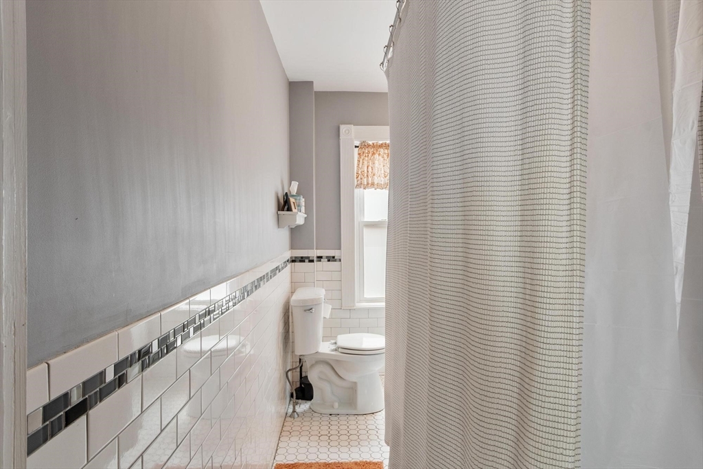 1 Union Street Amesbury, MA 01913 - Photo 25 of 42