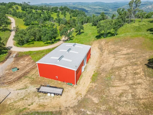 $1,750,000 | 39603 Road 810, Raymond, CA 93653