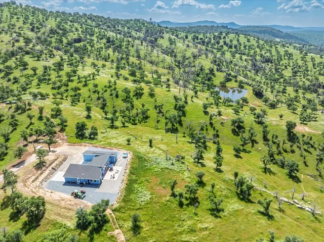 $1,750,000 | 39603 Road 810, Raymond, CA 93653