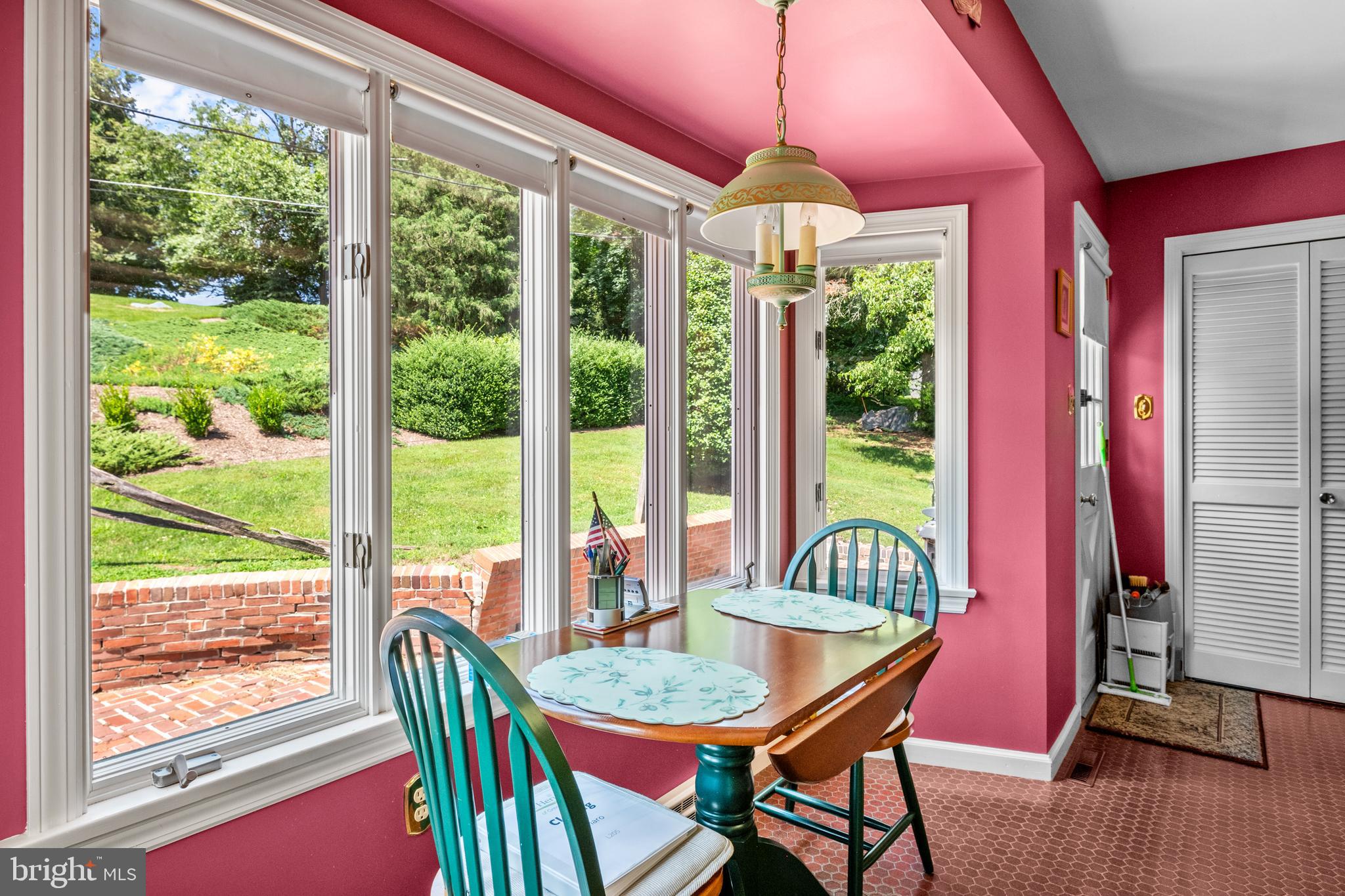 305 Green Lane Reading, PA 19601 - Photo 16 of 31