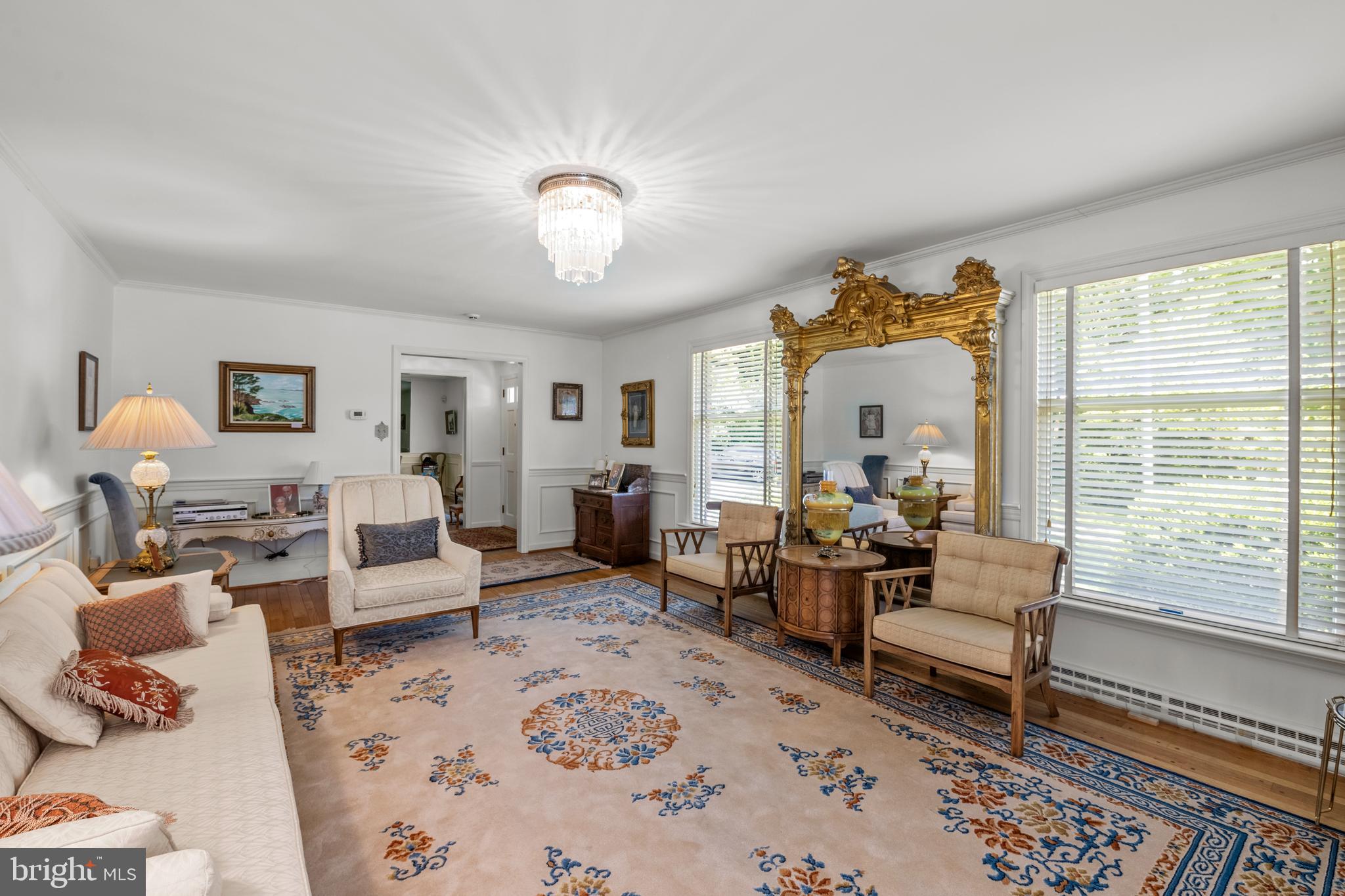 305 Green Lane Reading, PA 19601 - Photo 6 of 31