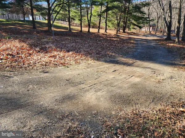 $90,900 | 15689 Ridge Road, Fort Loudon, PA 17224