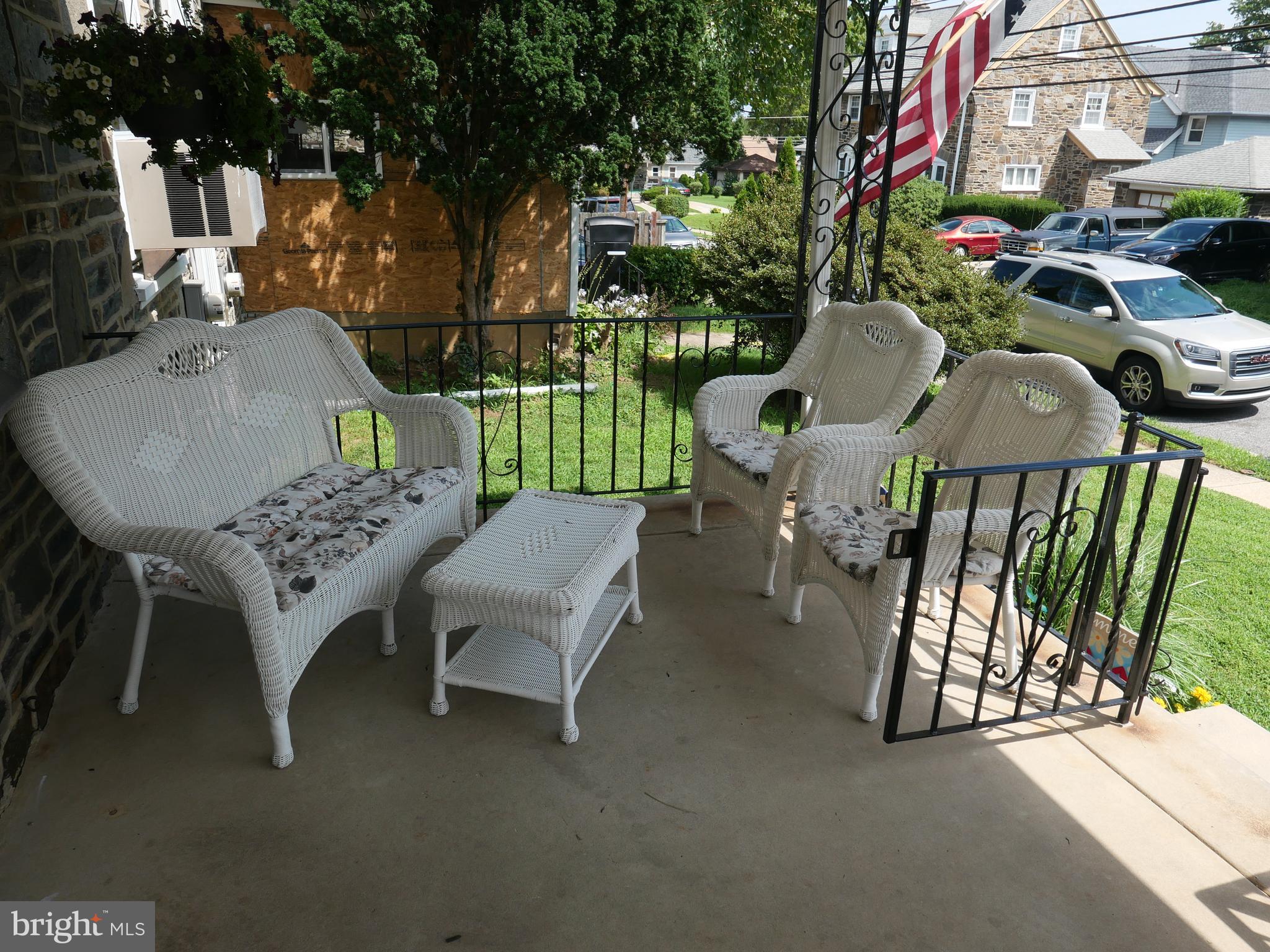 104 Crestview Road Upper Darby, PA 19082 - Photo 3 of 26