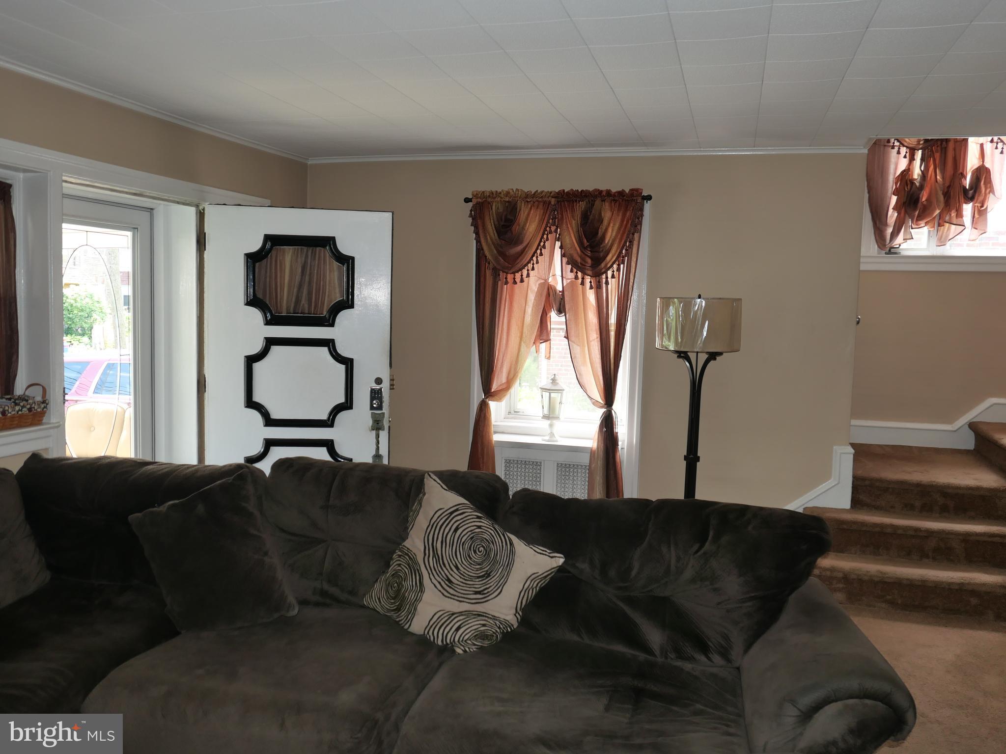 104 Crestview Road Upper Darby, PA 19082 - Photo 6 of 26