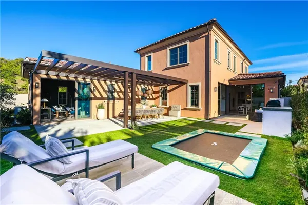 $2,777,000 | 103 Vigna, Irvine, CA 92602