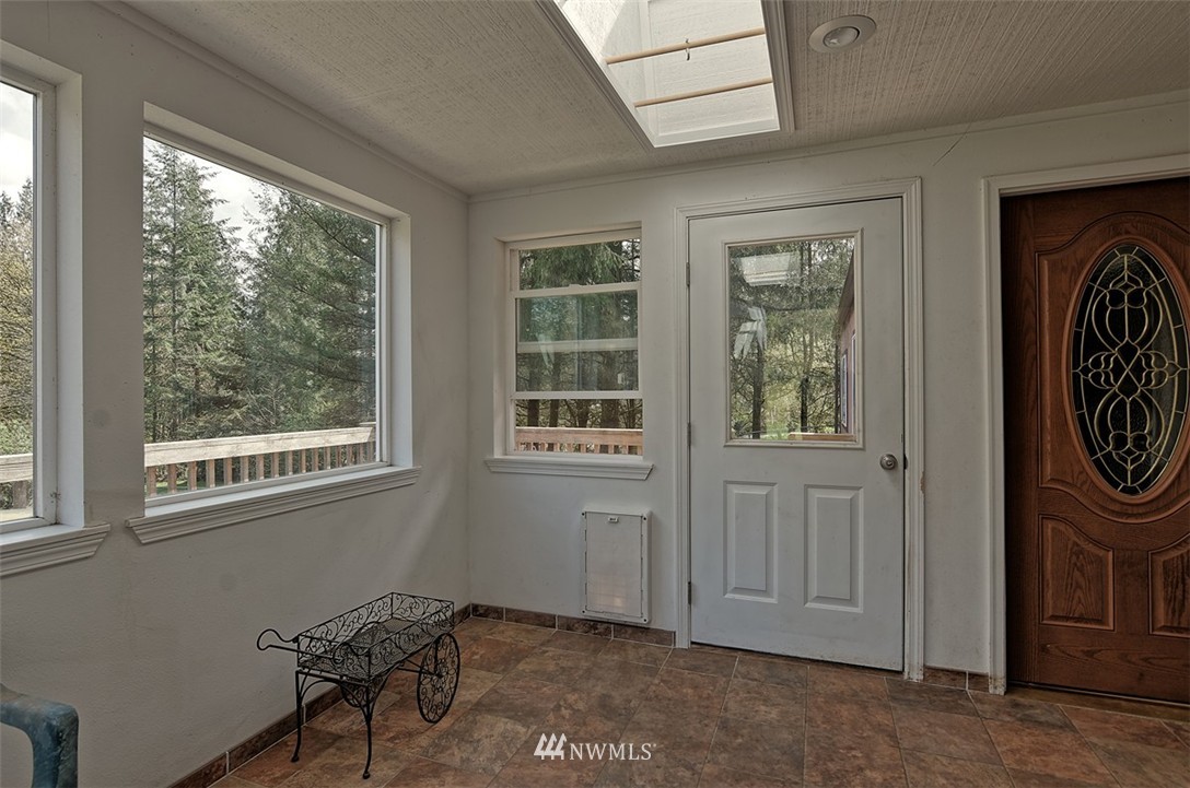 27804 Grandview Road Arlington, WA 98223 - Photo 6 of 22 Gallery Image 6
