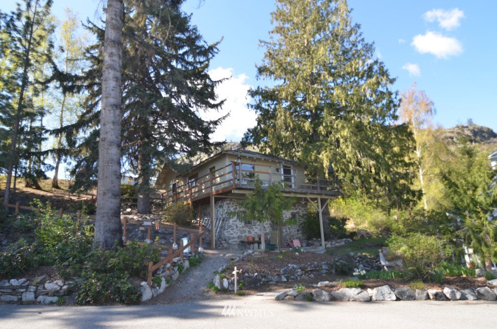 395 Minneapolis Beach Road Chelan, WA 98816 - Photo 14 of 14 Gallery Image 14