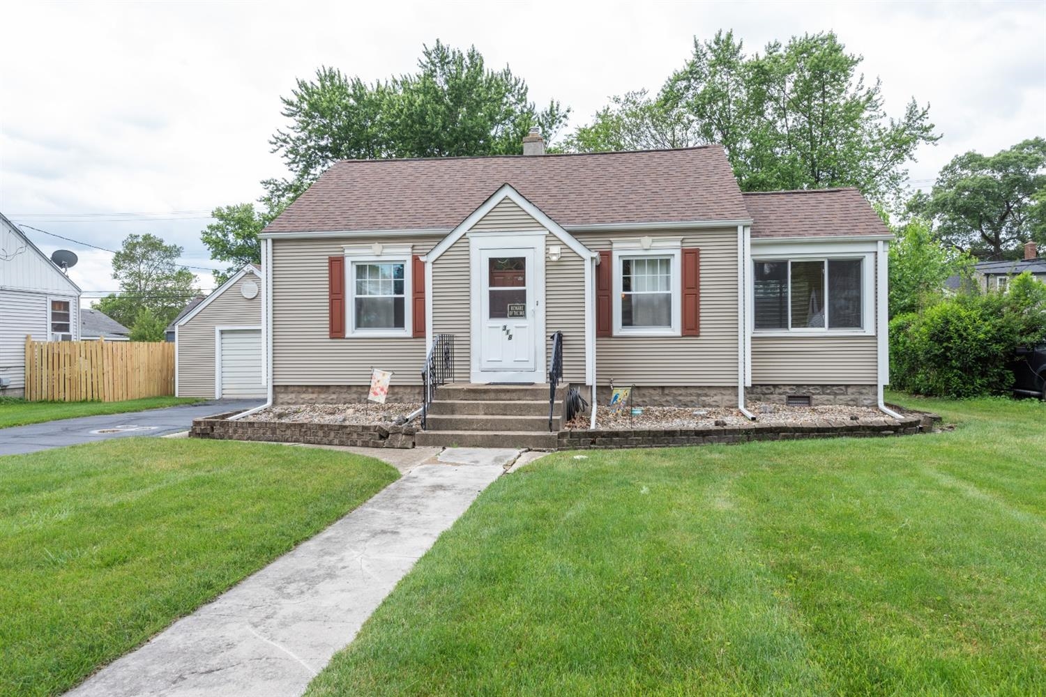 318 North Rensselaer Street Griffith, IN 46319 - Photo 1 of 10 1500x1000