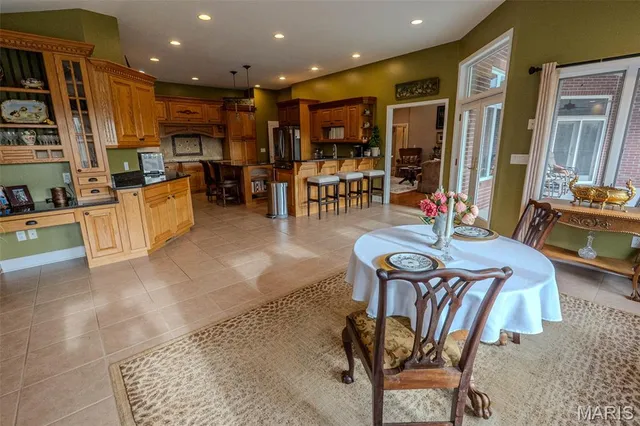 $885,000 | 10840 Breeden Drive, Rolla, MO 65401