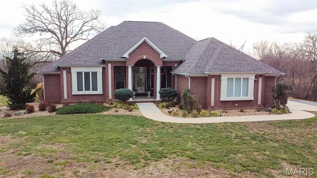 $885,000 | 10840 Breeden Drive, Rolla, MO 65401