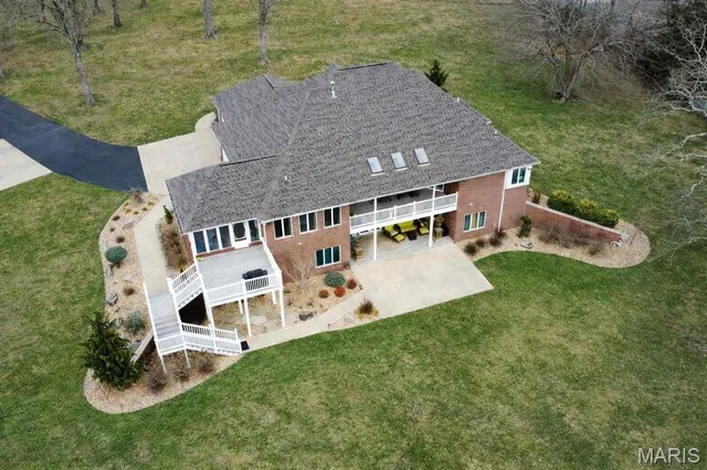 $885,000 | 10840 Breeden Drive, Rolla, MO 65401