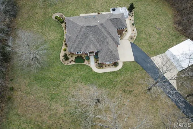 $885,000 | 10840 Breeden Drive, Rolla, MO 65401