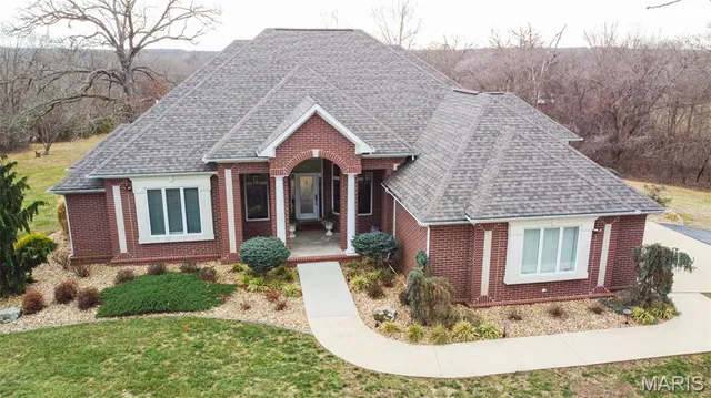 $885,000 | 10840 Breeden Drive, Rolla, MO 65401
