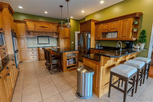 $885,000 | 10840 Breeden Drive, Rolla, MO 65401