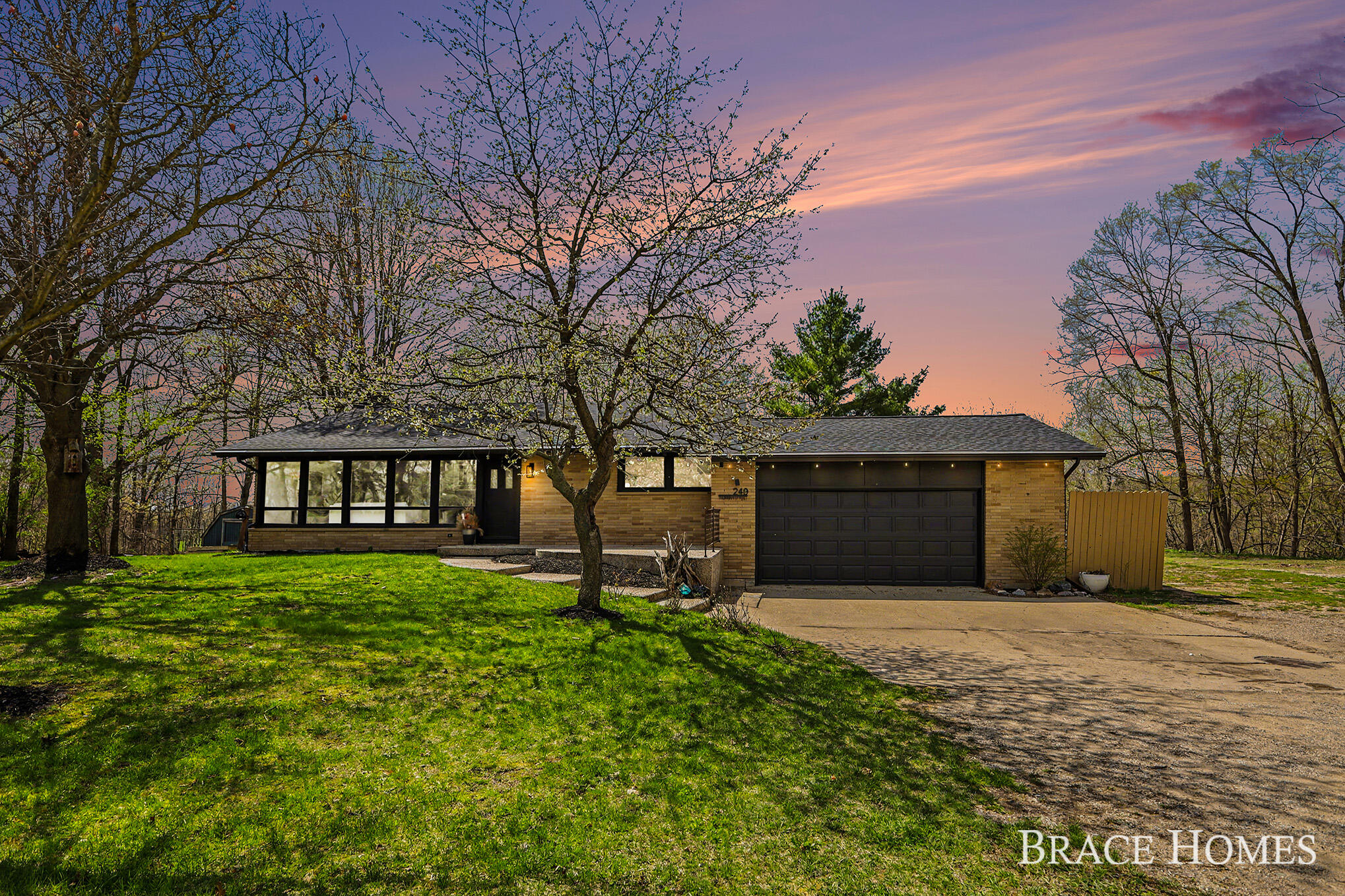 249 Thurman Street Belding, MI 48809 - Photo 4 of 46 IMG_4051 twilight