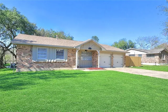 $215,000 | 404 Madeline Drive, Bryan, TX 77802