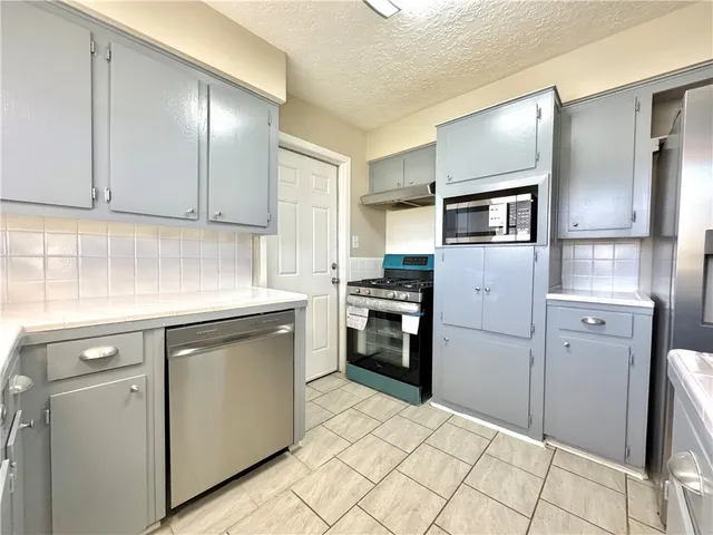 $215,000 | 404 Madeline Drive, Bryan, TX 77802