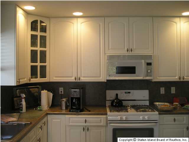 183 Sinclair Avenue Staten Island, NY 10312 - Photo 4 of 7 Additional Photo