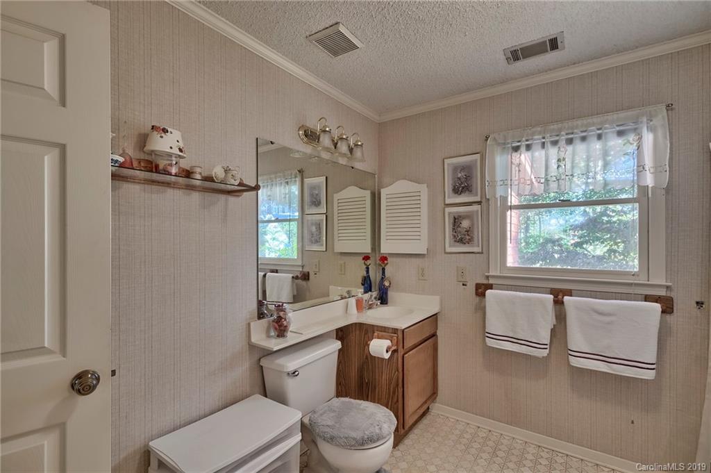 2270 Dobys Bridge Road, Unit 5&6 Fort Mill, SC 29715 - Photo 13 of 19 Gallery Image 13