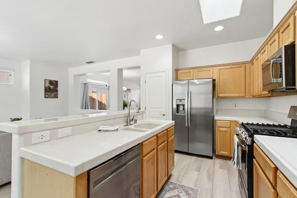 $569,000 | 214 St Tropez Lane, Lincoln, CA 95648