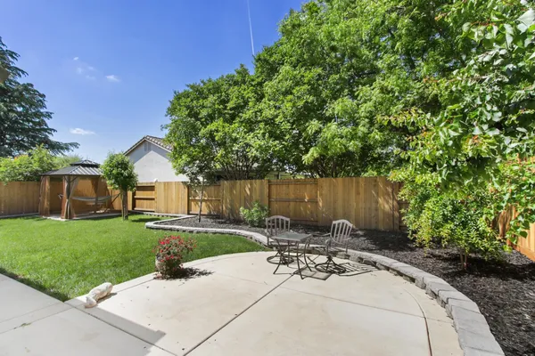 $569,000 | 214 St Tropez Lane, Lincoln, CA 95648