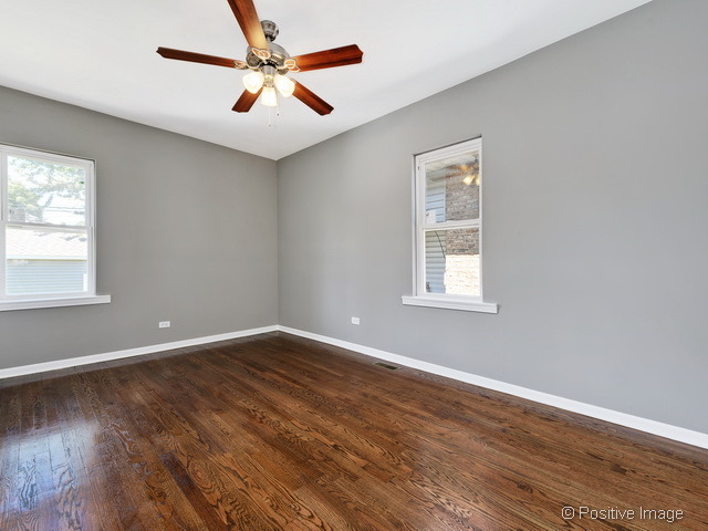 2910 North Long Avenue Chicago, IL 60641 - Photo 12 of 23