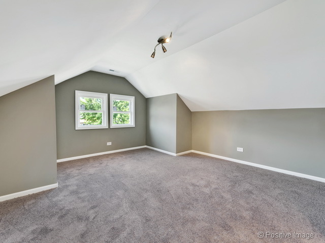 2910 North Long Avenue Chicago, IL 60641 - Photo 14 of 23