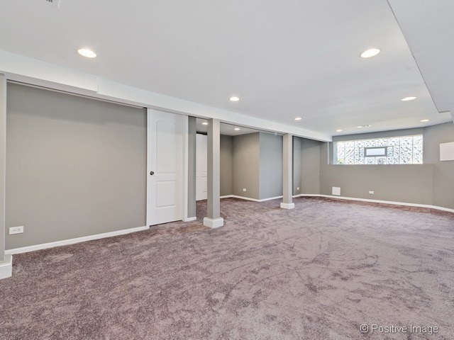 2910 North Long Avenue Chicago, IL 60641 - Photo 17 of 23