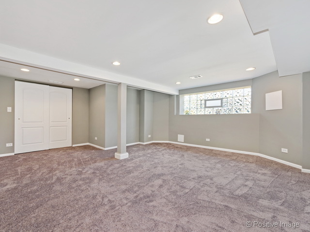 2910 North Long Avenue Chicago, IL 60641 - Photo 18 of 23