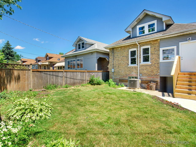 2910 North Long Avenue Chicago, IL 60641 - Photo 22 of 23