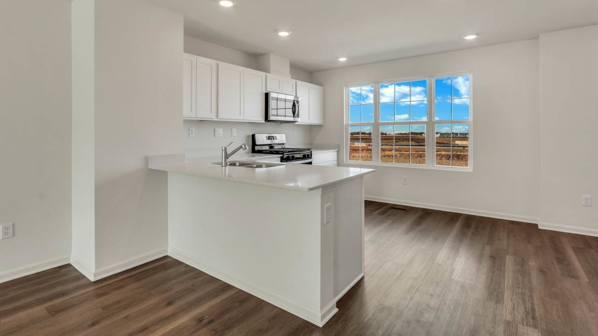 2744 Arrowhead Drive Pingree Grove, IL 60140 - Photo 6 of 40 Gallery Image 6