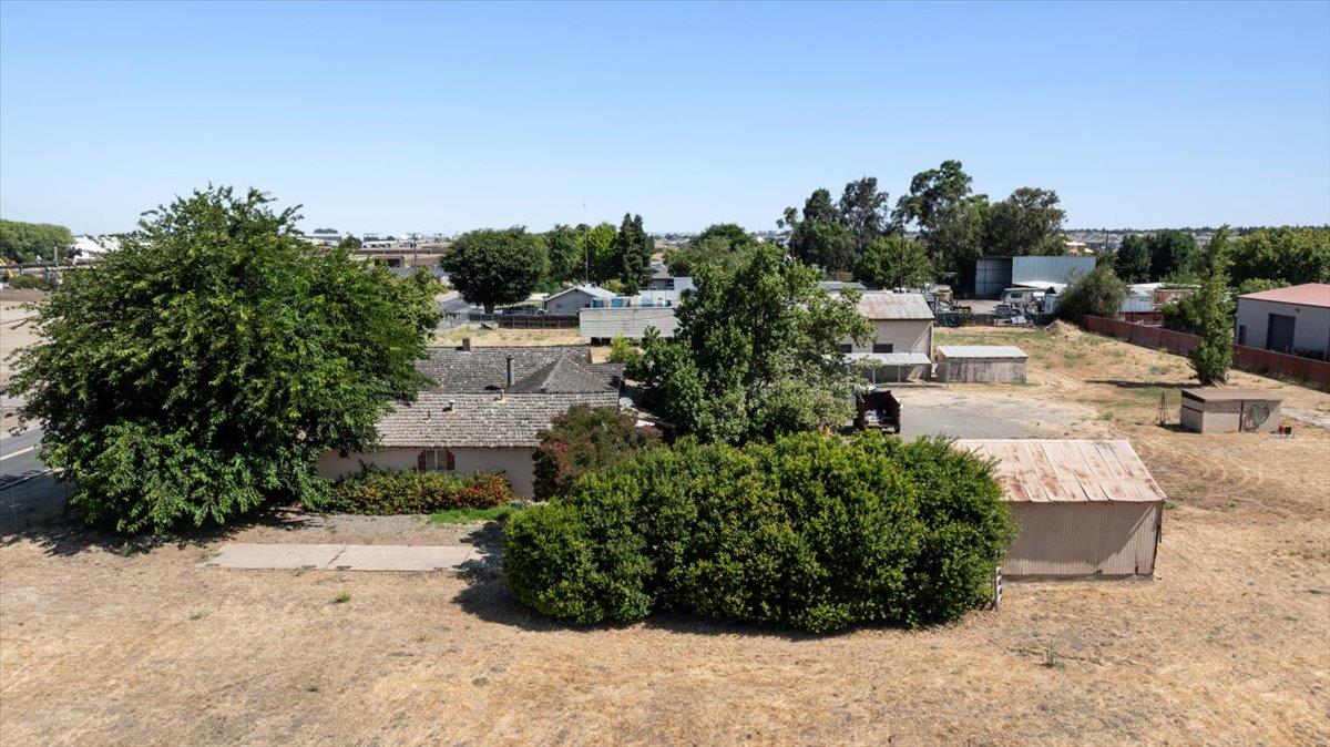 140 Swanson Road Manteca, CA 95337 - Photo 12 of 26 a view of a backyard
