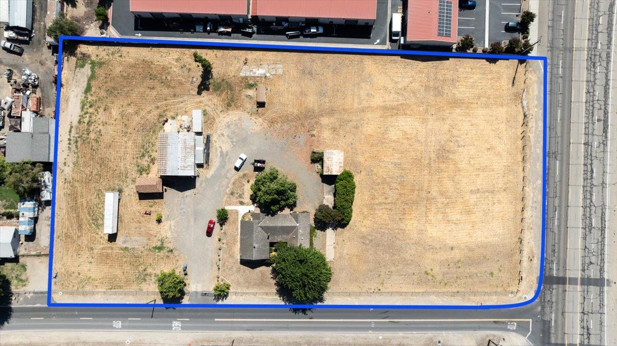 140 Swanson Road Manteca, CA 95337 - Photo 7 of 26