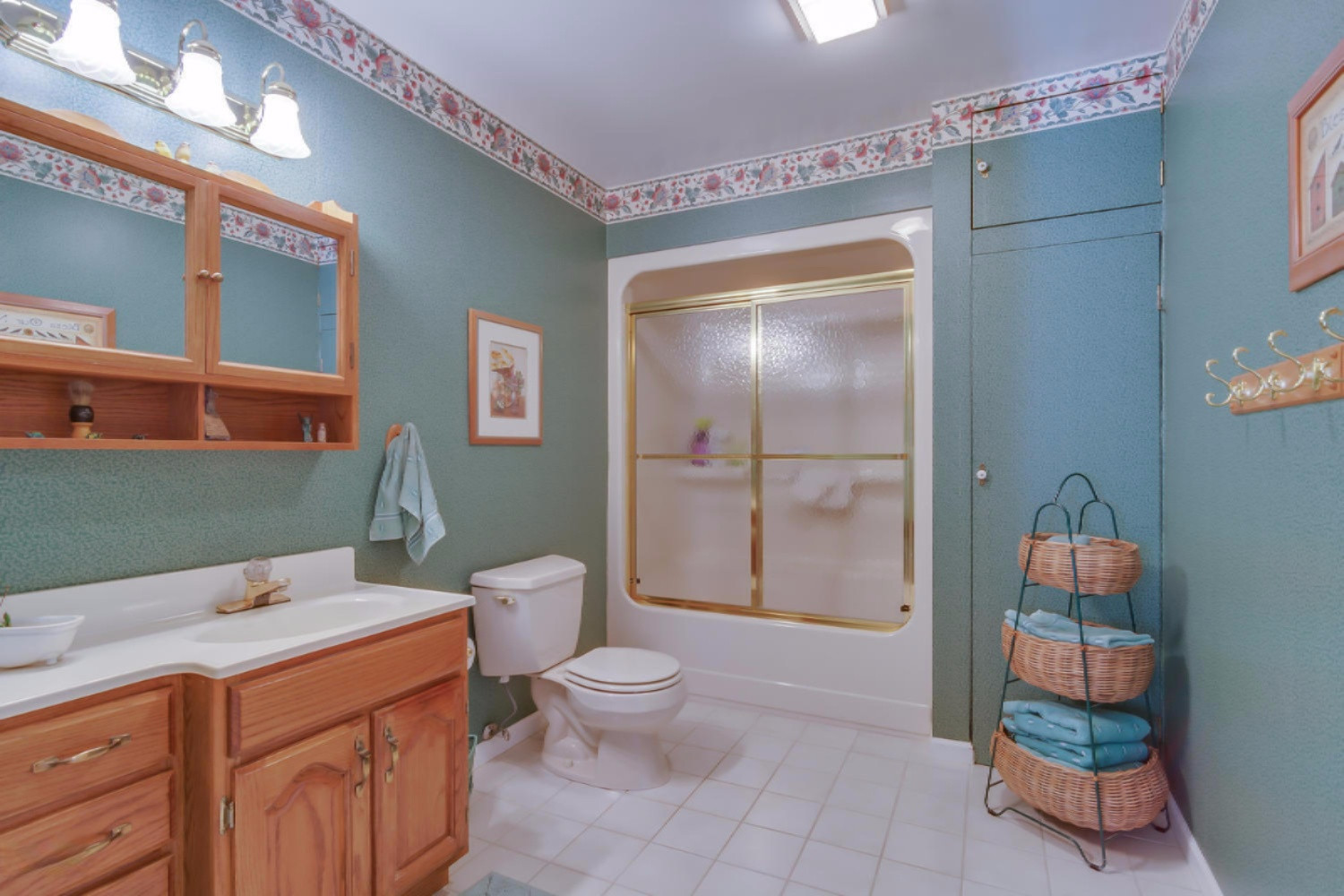 13252 Spence Road Three Rivers, MI 49093 - Photo 27 of 51 Main Floor Bathroom 1
