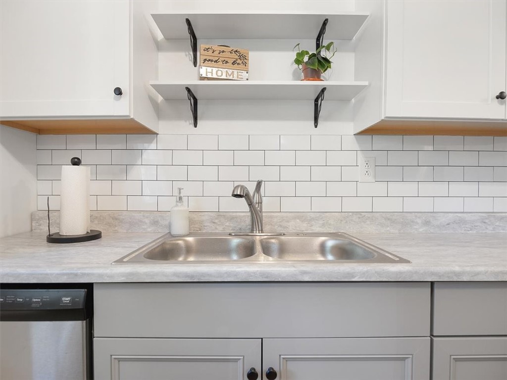 11047 Wilson Road Huron, NY 14590 - Photo 9 of 45