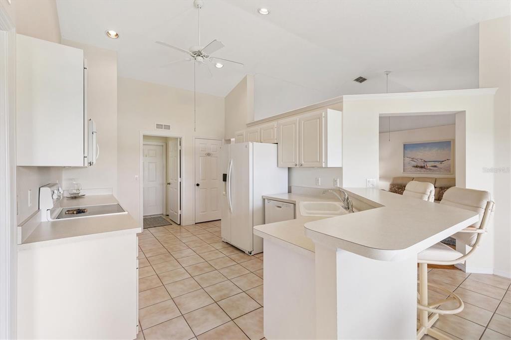 17399 Southeast 116th Court Road Summerfield, FL 34491 - Photo 18 of 64 Gallery Image 18