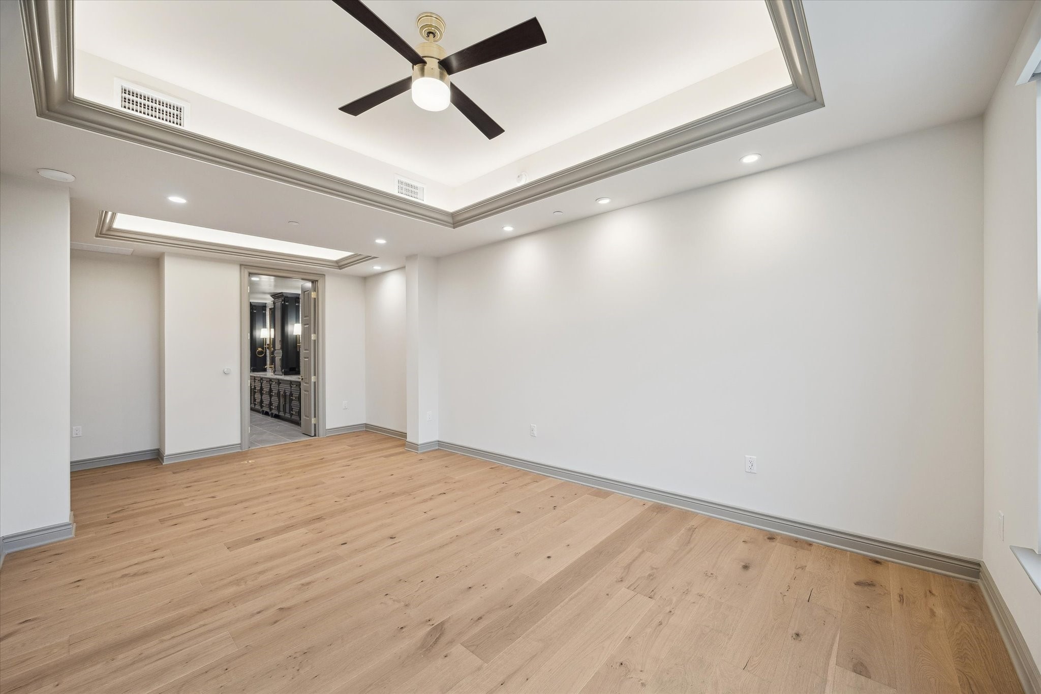 1717 Bissonnet Street, Unit 508 Houston, TX 77005 - Photo 13 of 34 a view of an empty room