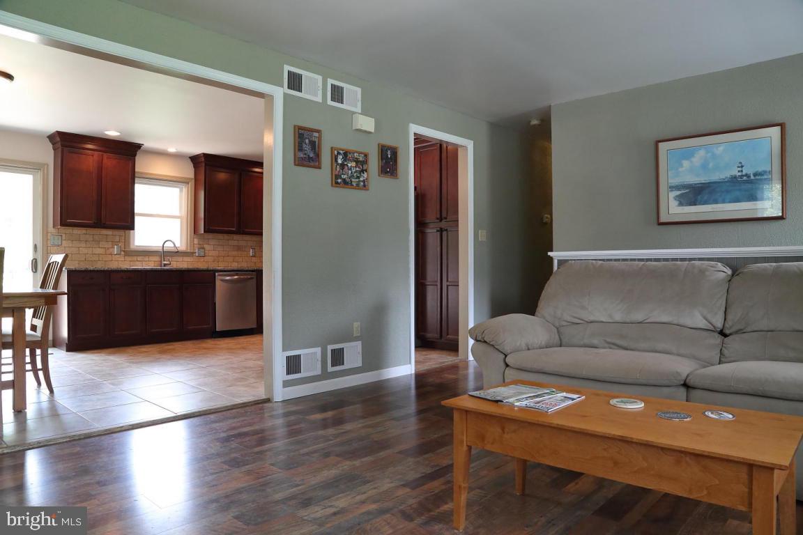 680 Reinholds Road Denver, PA 17517 - Photo 3 of 26 Gallery Image 3