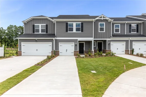 $319,330 | 1710 Braemar Vlg Drive, Monroe, NC 28110