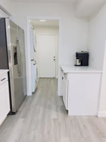 $670,000 | 1671 Mission Hills Road, Unit 201, Northbrook, IL 60062