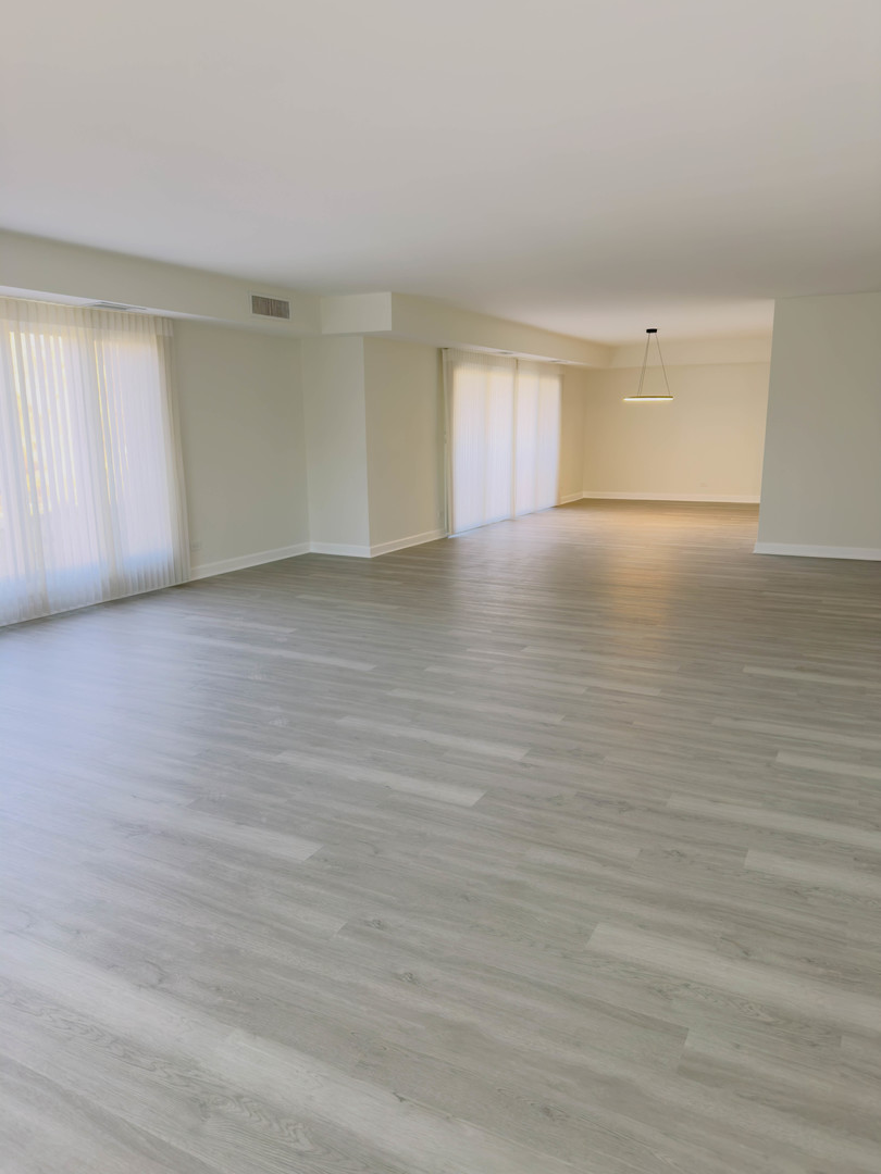 1671 Mission Hills Road, Unit 201 Northbrook, IL 60062 - Photo 6 of 25