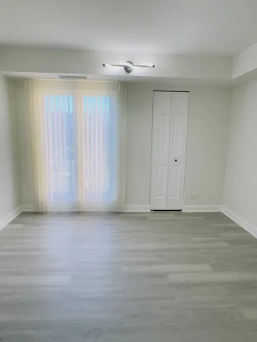 $670,000 | 1671 Mission Hills Road, Unit 201, Northbrook, IL 60062