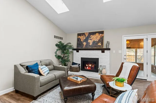 $490,000 | 1329 Westbrooke Terrace Drive, Ballwin, MO 63021