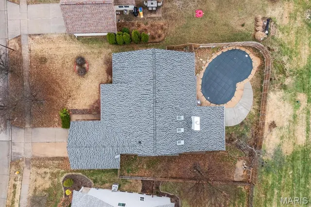 $490,000 | 1329 Westbrooke Terrace Drive, Ballwin, MO 63021