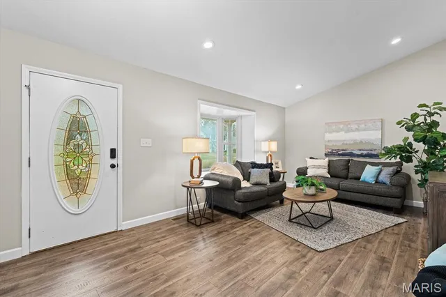 $490,000 | 1329 Westbrooke Terrace Drive, Ballwin, MO 63021