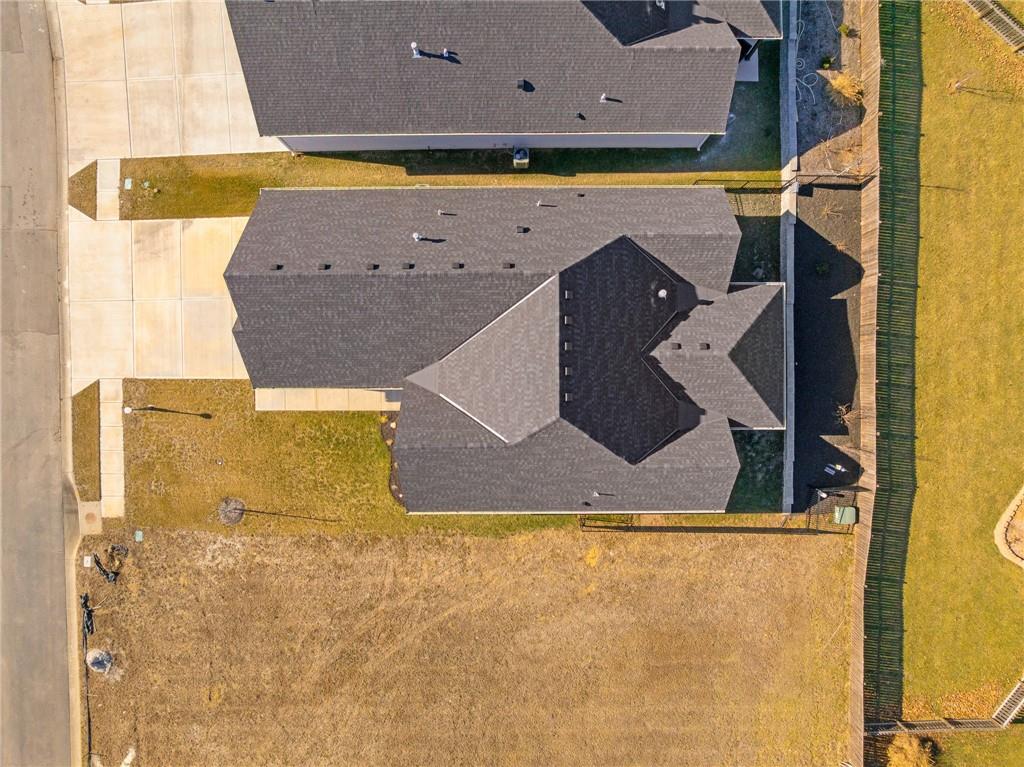 2110 Chateau Place Raymore, MO 64083 - Photo 21 of 28