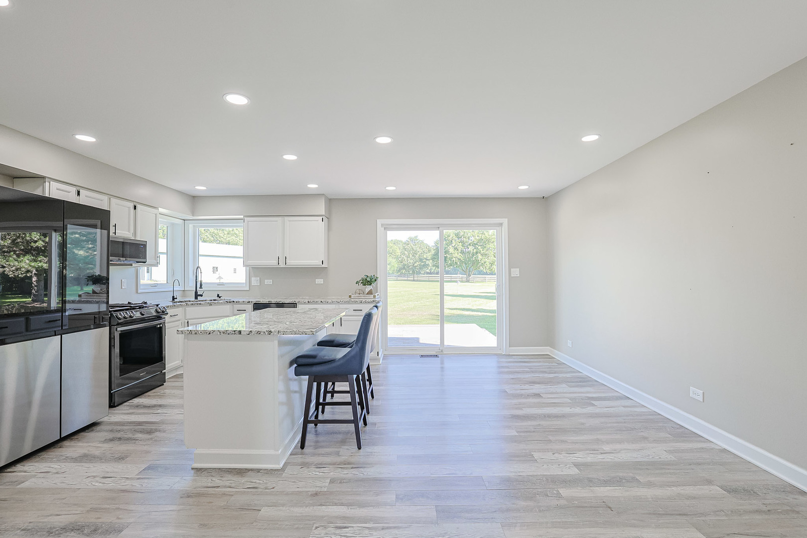 6805 Johnsburg Road Spring Grove, IL 60081 - Photo 5 of 79