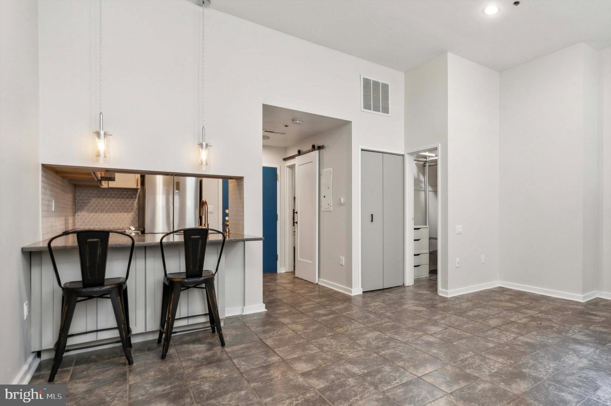 315 New Street, Unit 104 Philadelphia, PA 19106 - Photo 12 of 21