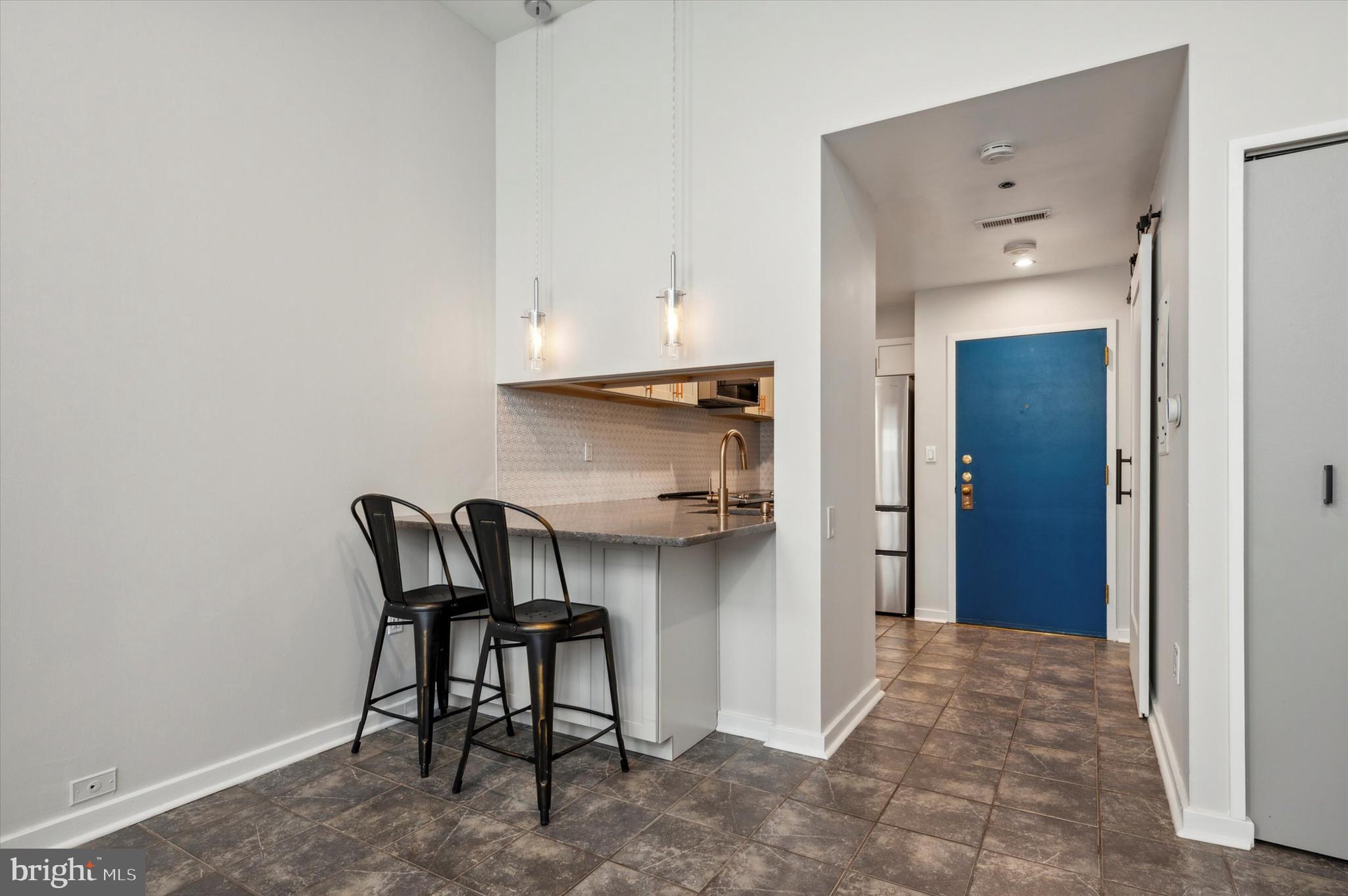 315 New Street, Unit 104 Philadelphia, PA 19106 - Photo 13 of 21